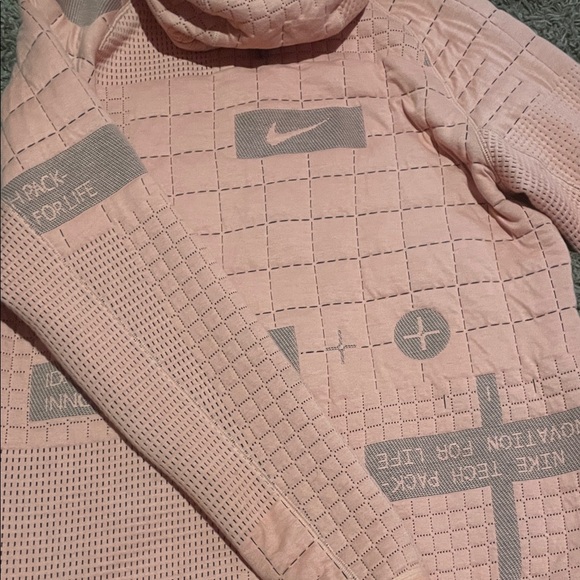 Nike Light Pink Quilted Jacket - Picture 3 of 7